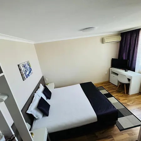 амфора Хотел