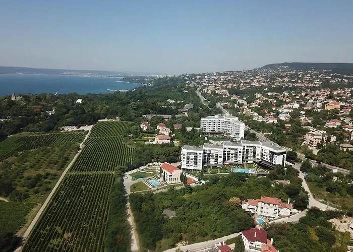 Amfora 3* Saints Constantine and Helena