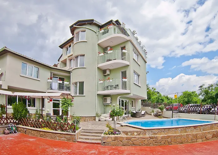 Amfora Hotel Saints Constantine and Helena