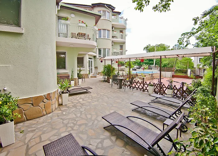 Amfora Hotel Saints Constantine and Helena