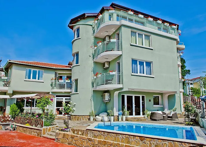 Amfora 3* Saints Constantine and Helena